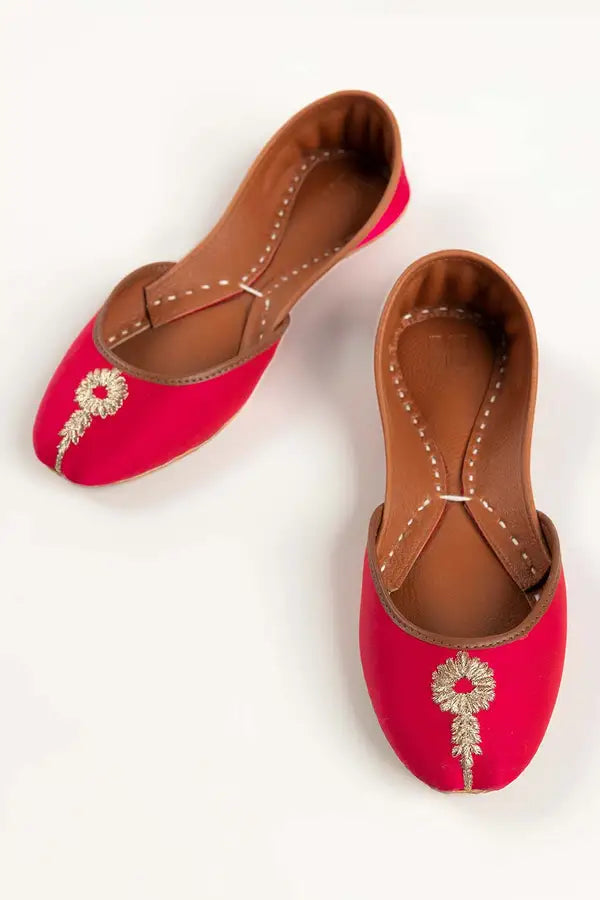 Women Pink Hand Made Khussa IDFT-AW22-09